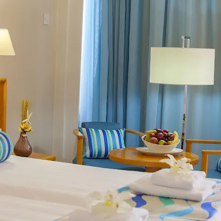 Cavo Maris 4*