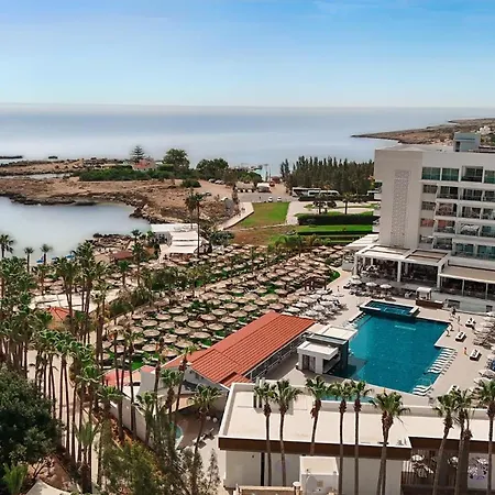Cavo Maris 4*